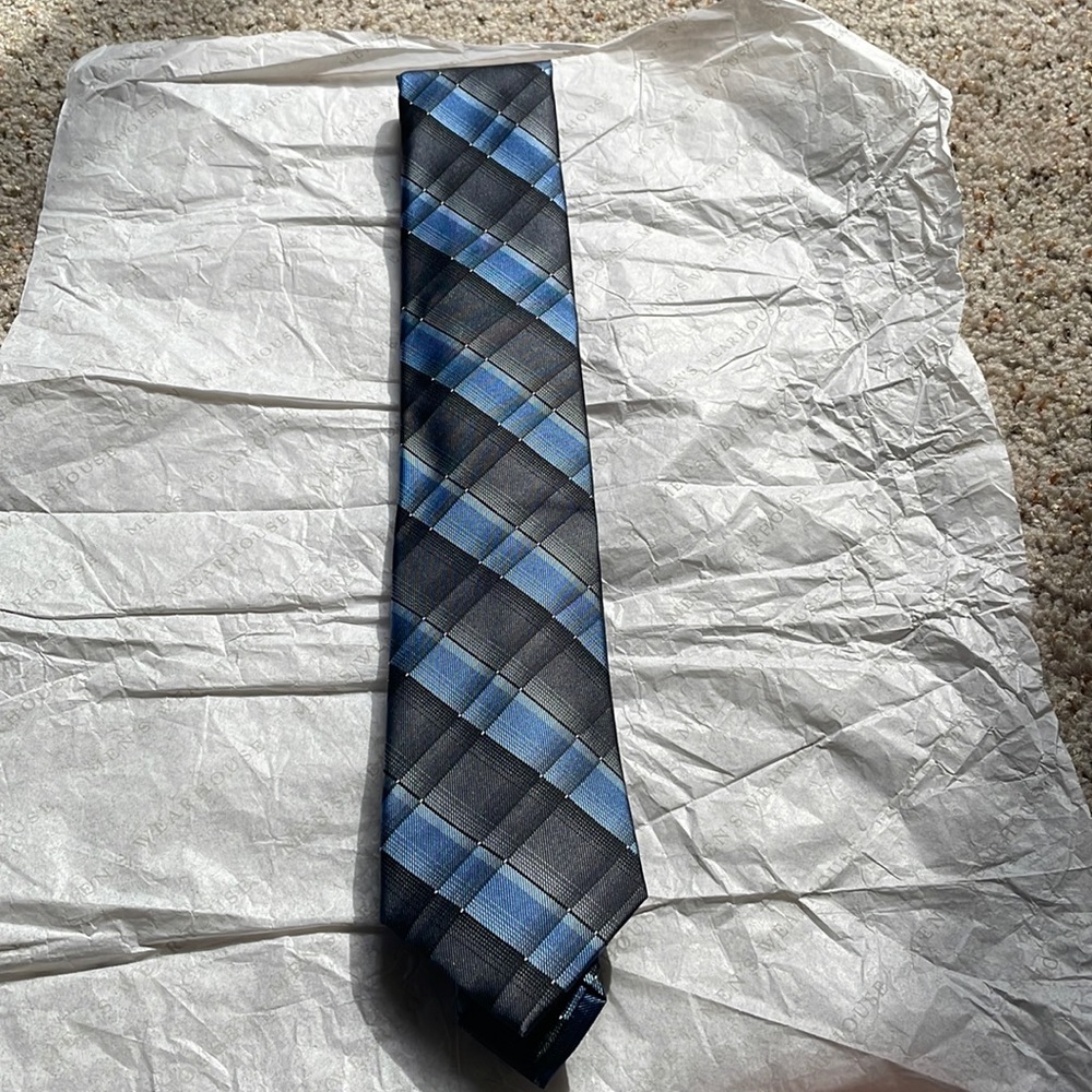 Kenneth Cole Tie